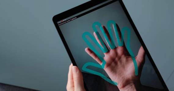 Innovatrics Enables Palm Print Recognition via Common Cameras, No Extra Scanner Needed